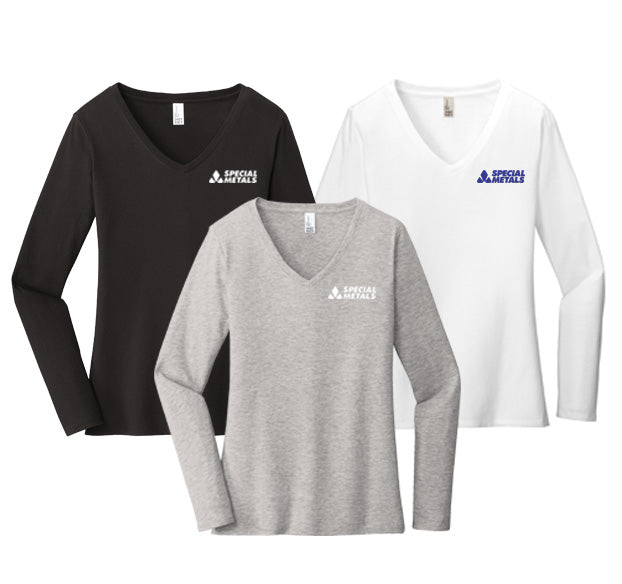 District ® Women’s Very Important Tee ® Long Sleeve V-Neck DT6201